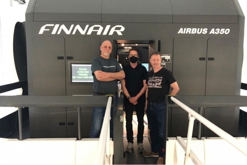 Aivan kuin oikeassa koneessa  - AIRBUS A350-900 lentosimulaattori